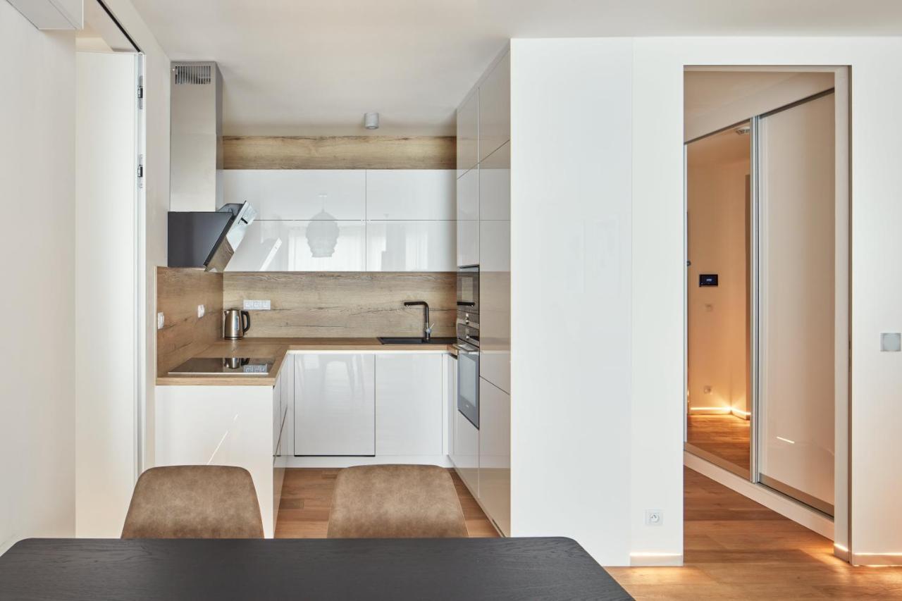Prague Days - Stylish Apartments With Terrace - Parking - Quiet Area Eksteriør billede